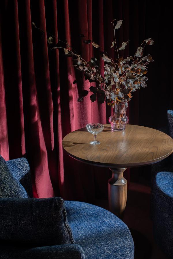 The Central Private Hotel By Naumi Hotels Queenstown Exteriör bild