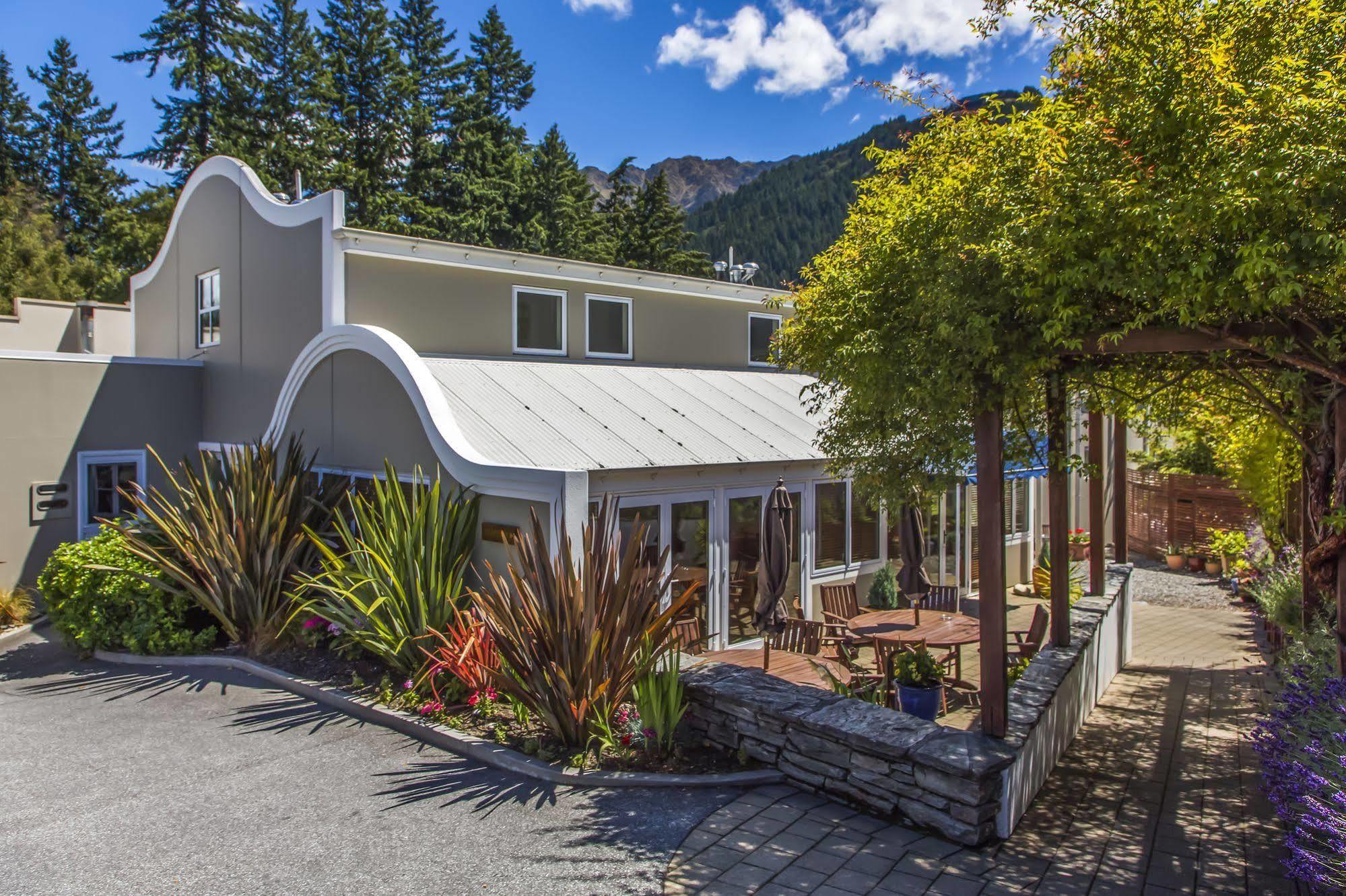 The Central Private Hotel By Naumi Hotels Queenstown Exteriör bild