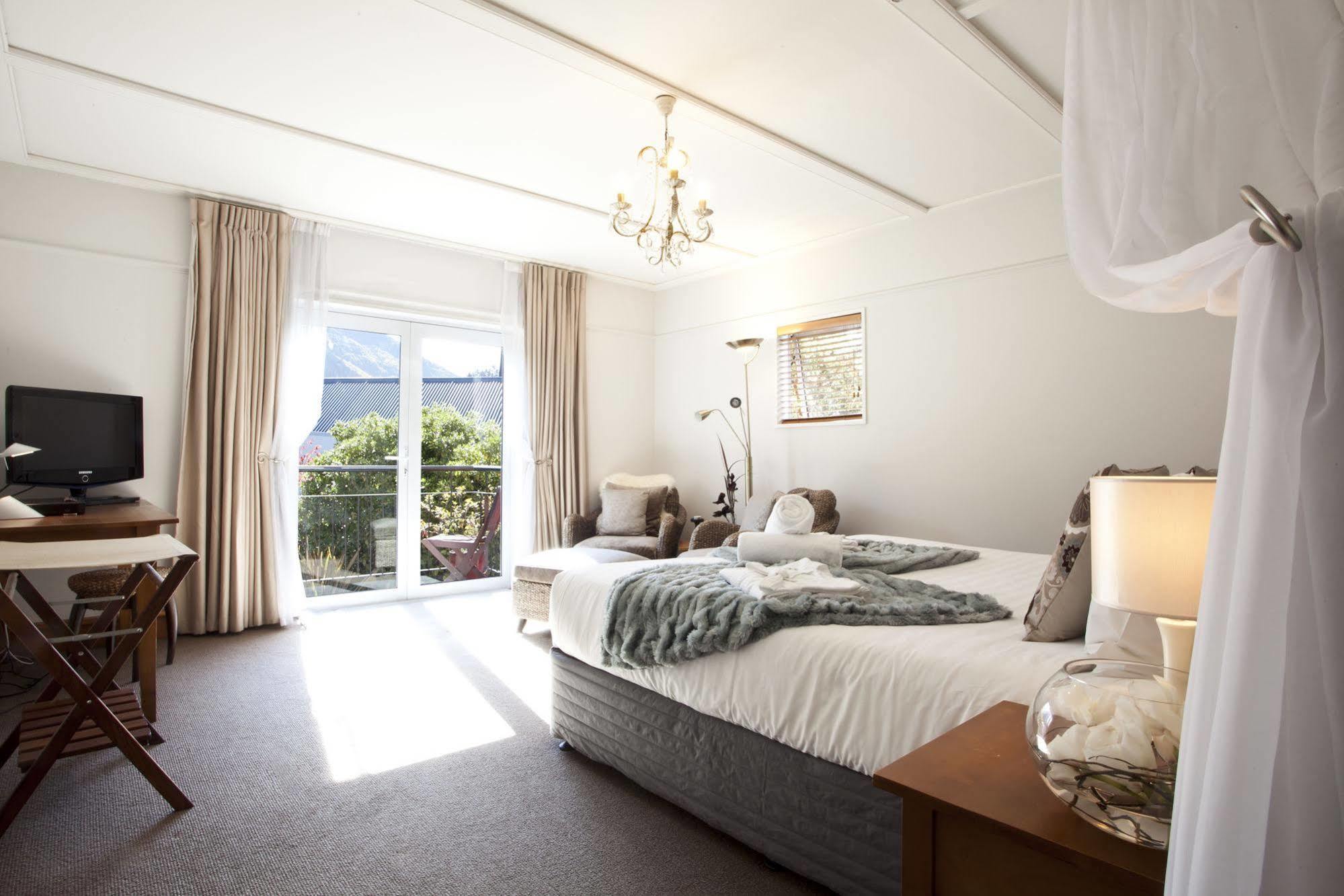 The Central Private Hotel By Naumi Hotels Queenstown Exteriör bild