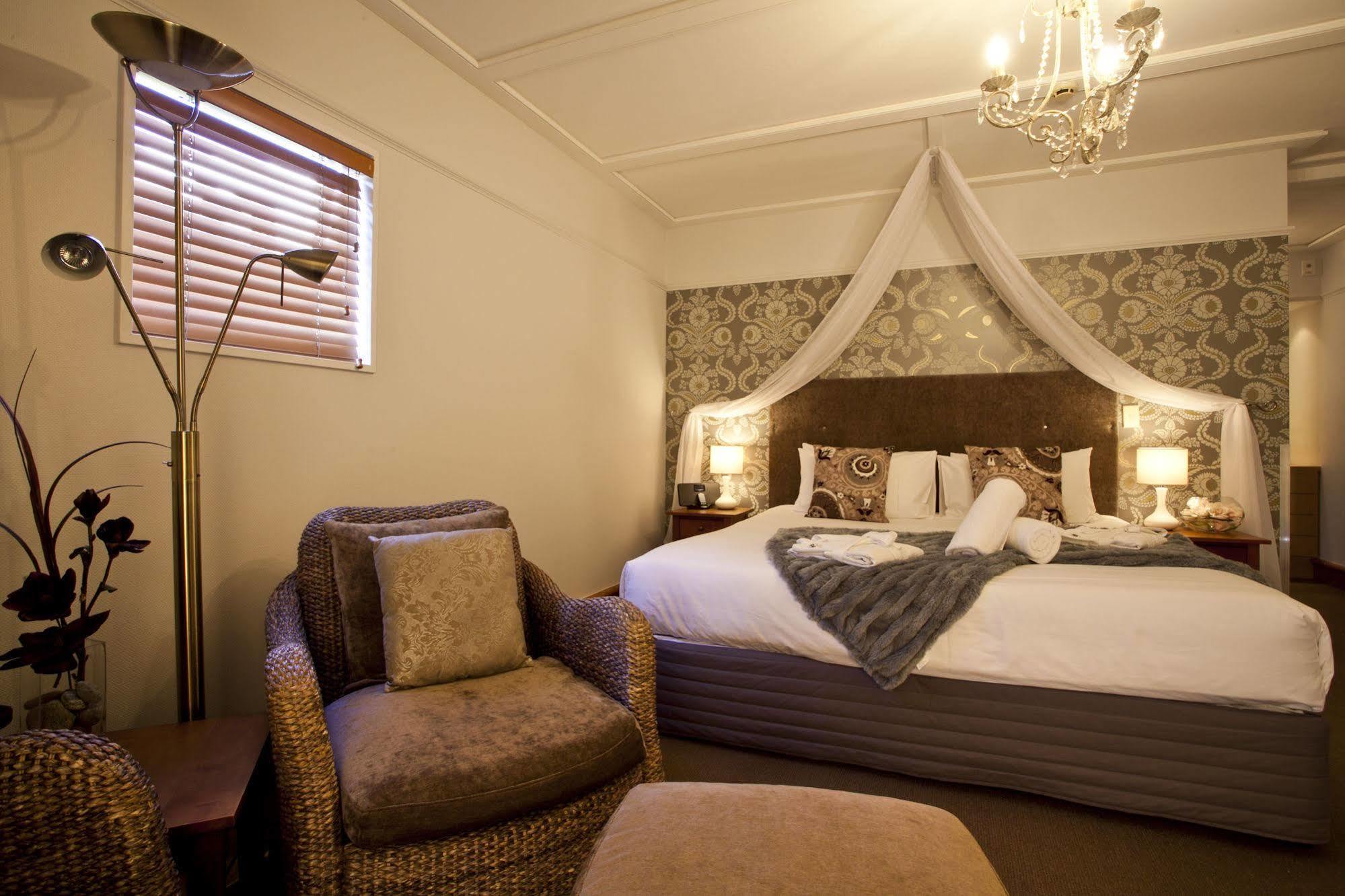 The Central Private Hotel By Naumi Hotels Queenstown Exteriör bild